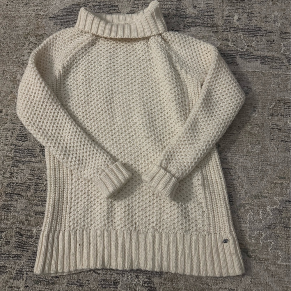 American Eagle Outfitters Cream Knit Turtleneck Sweater